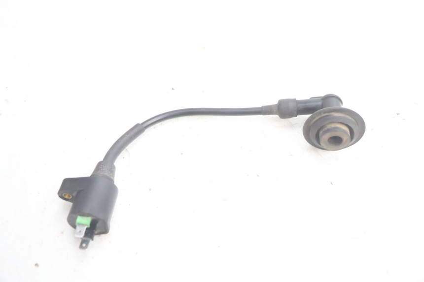 photo de SPOEL PEUGEOT STREETZONE NAKED 2T 50 (2014 - 2018) - Hoofdaanzicht