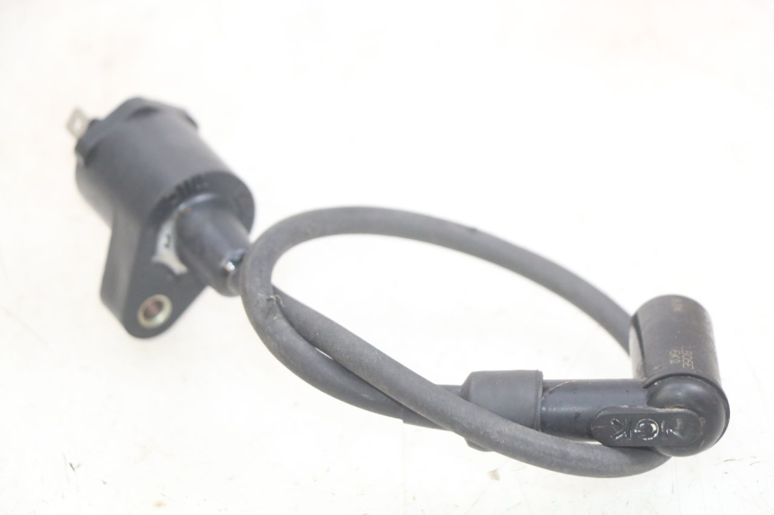 photo de BOBINE PEUGEOT TREKKER 50 (1998 - 2004) - Detail van het onderdeel