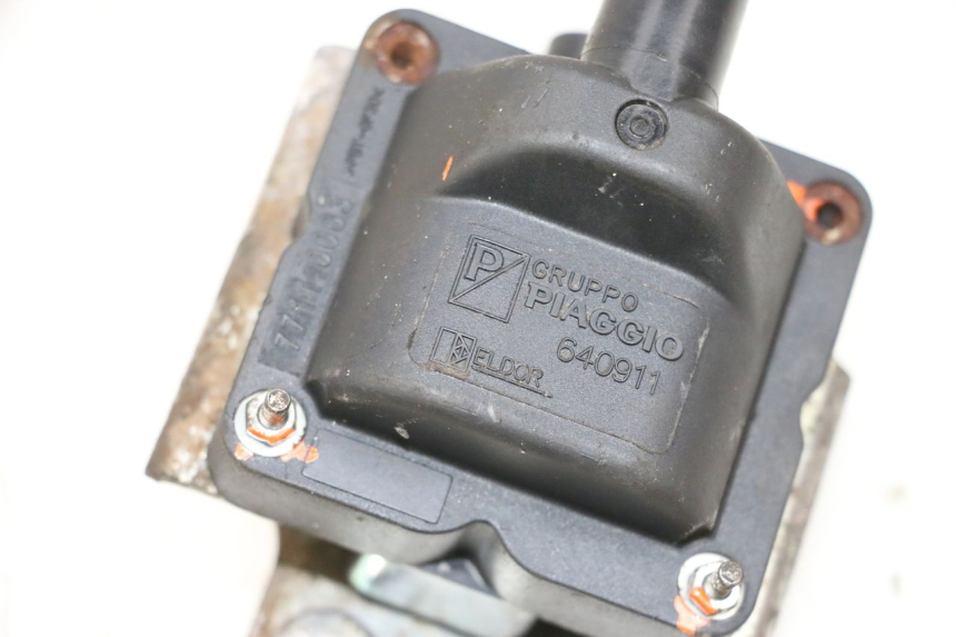 photo de BOBINE PIAGGIO VESPA GTS SUPER IE 125 (2009 - 2016) - Detail van het onderdeel