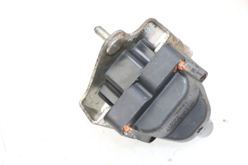 photo de BOBINE PIAGGIO VESPA GTS SUPER IE 125 (2009 - 2016) - Zoom op gebruiksstaat