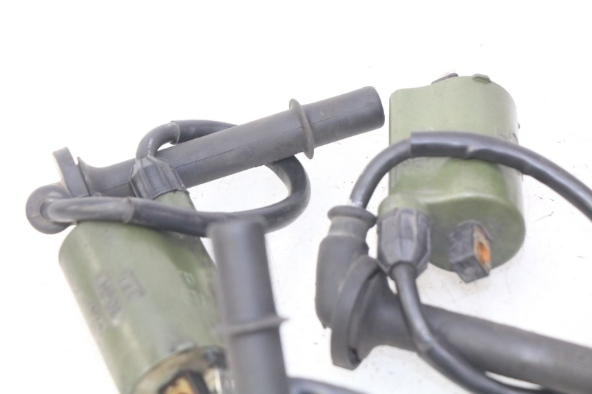 photo de BOBINE HONDA VFR FI RC46 800 (1998 - 2001) - Bevestigingspunten