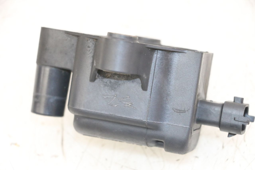 photo de BOBINE PIAGGIO X10 125 (2012 - 2017) - Detail van het onderdeel