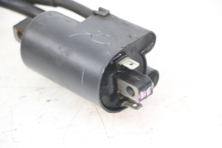 photo de BOBINE YAMAHA FZS FAZER 600 (2001 - 2003) - Bevestigingspunten