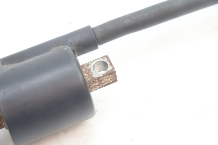 photo de BOBINE YAMAHA YP MAJESTY 125 (2007 - 2010) - Bevestigingspunten