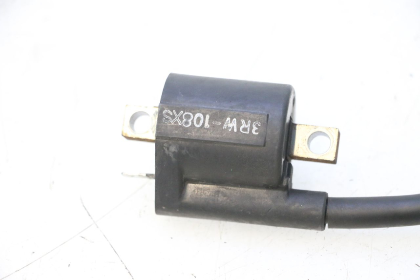 photo de BOBINE YAMAHA YP MAJESTY 125 (1998 - 2001) - Bevestigingspunten
