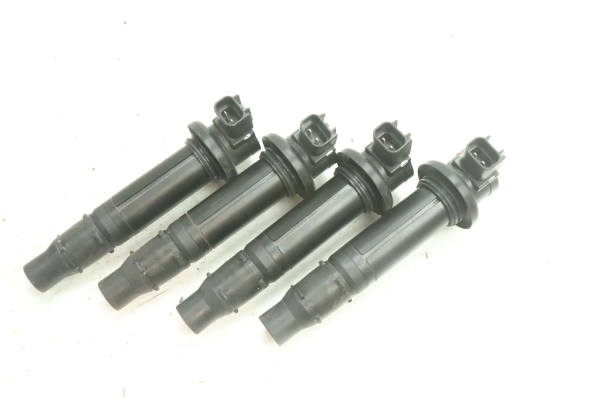 photo de SPOEL YAMAHA YZF R6 600 (2008 - 2009) - Detail van het onderdeel
