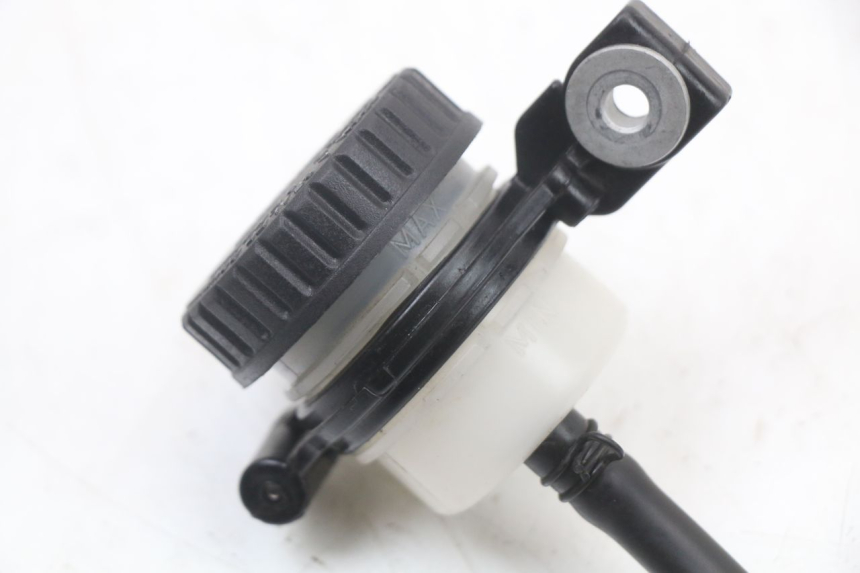 photo de REMMESTVLOEISTOFRESERVOIR MOTO GUZZI NORGE 8V GT 1200 (2011 - 2016) - Andere kijkhoek