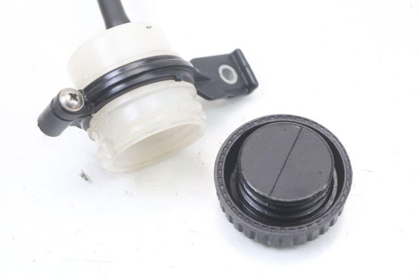 photo de REMMESTVLOEISTOFRESERVOIR MOTO GUZZI NORGE 8V GT 1200 (2011 - 2016) - Staat van het oppervlak