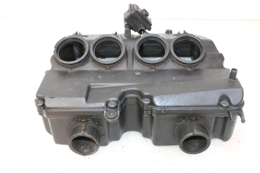 photo de LUCHTFILTERDOOS HONDA CBR RR FIREBLADE 900 (1992 - 1994) - Detail van het onderdeel