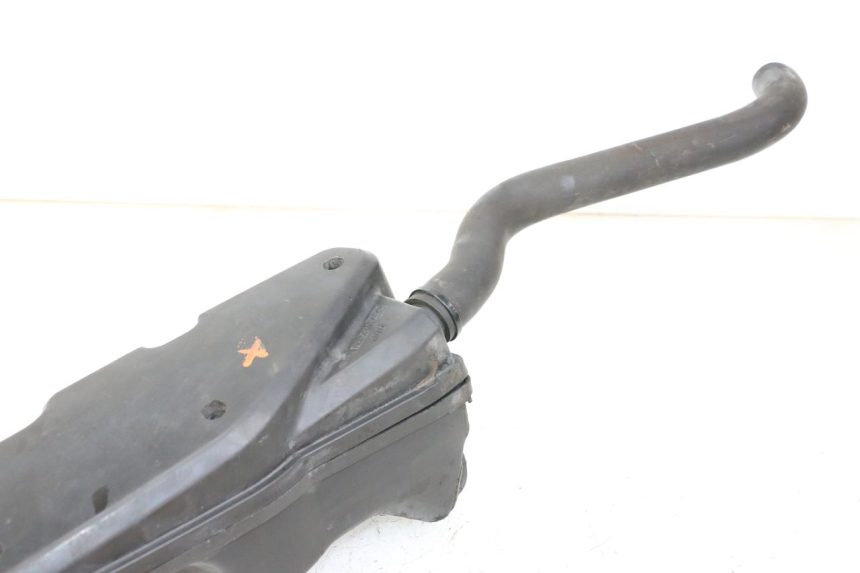 photo de LUCHTFILTERDOOS PEUGEOT CITYSTAR 50 (2013 - 2017) - Detail van het onderdeel