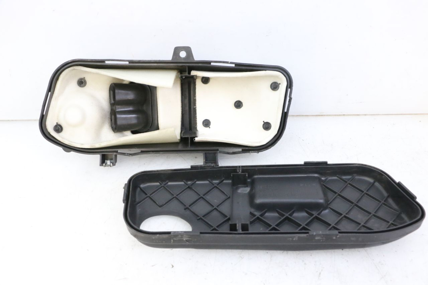 photo de LUCHTFILTERDOOS APRILIA CLASSIC 125 (1995 - 2001) - Hoofdaanzicht