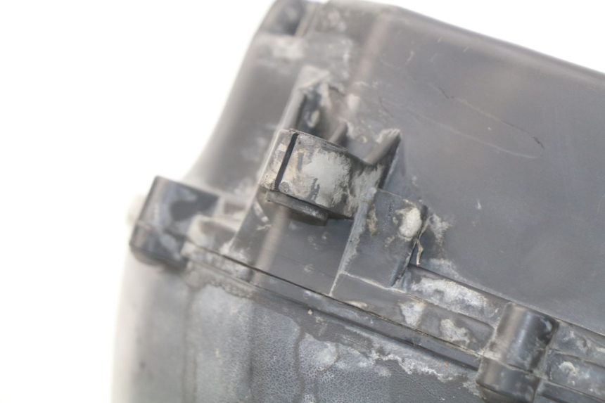 photo de LUCHTFILTERDOOS KYMCO DINK STREET 125 (2009 - 2014) - Zoom op gebruiksstaat