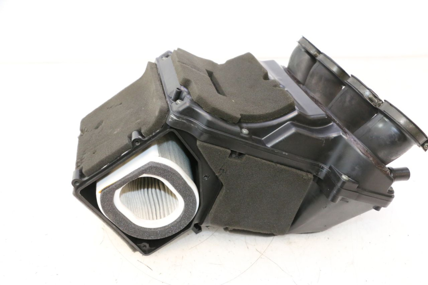 photo de LUCHTKAST YAMAHA FJR 1300 (2001 - 2005) - Bevestigingspunten
