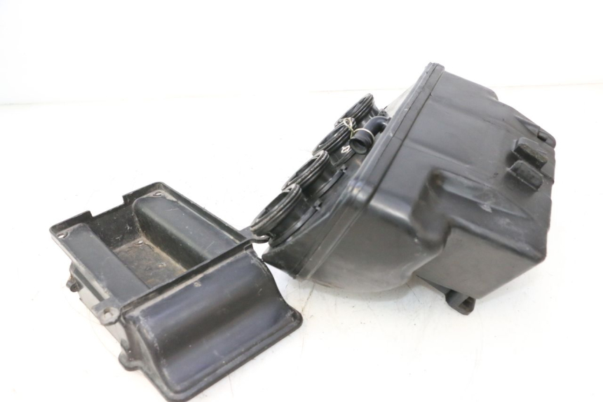 photo de LUCHTKAST KAWASAKI GPX F ZX750F 750 (1986 - 1990) - Zoom op gebruiksstaat