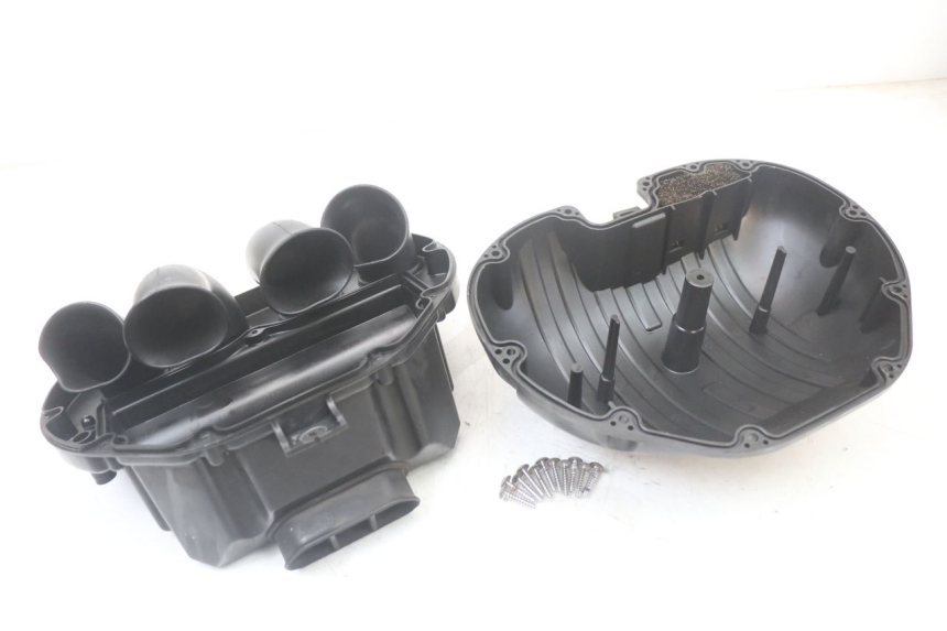 photo de LUCHTFILTERDOOS SUZUKI GSR 750 (2011 - 2017) - Gecontroleerd onderdeel