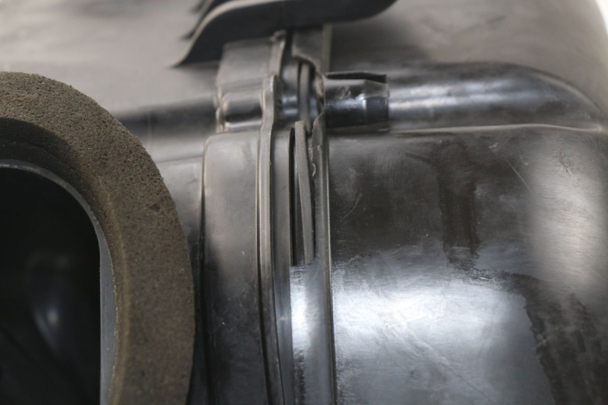 photo de LUCHTFILTERDOOS SUZUKI GSX-R GSXR 600 (2001 - 2003) - Andere kijkhoek