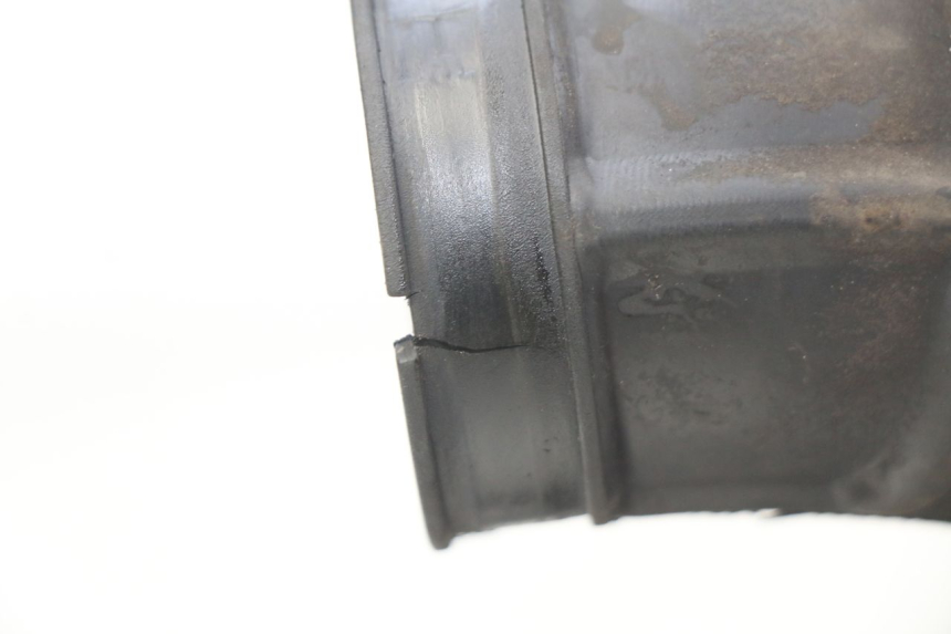 photo de LUCHTFILTERDOOS PIAGGIO MP3 LT 300 (2010 - 2016) - Detail van het onderdeel