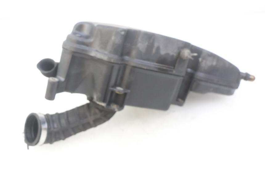 photo de LUCHTFILTERDOOS PIAGGIO MP3 125 (2006 - 2014) - Detail van het onderdeel