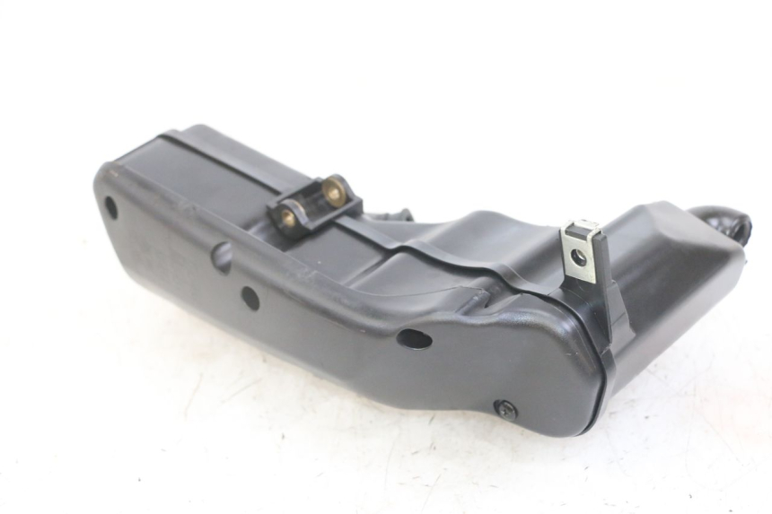 photo de LUCHTFILTERDOOS PIAGGIO NRG POWER PUREJET 50 (2018 - 2021) - Detail van het onderdeel