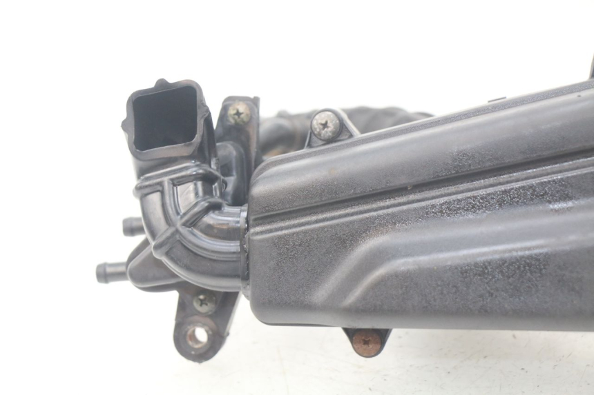 photo de LUCHTFILTERDOOS SYM ORBIT III 3 4T 50 (2018 - 2021) - Andere kijkhoek