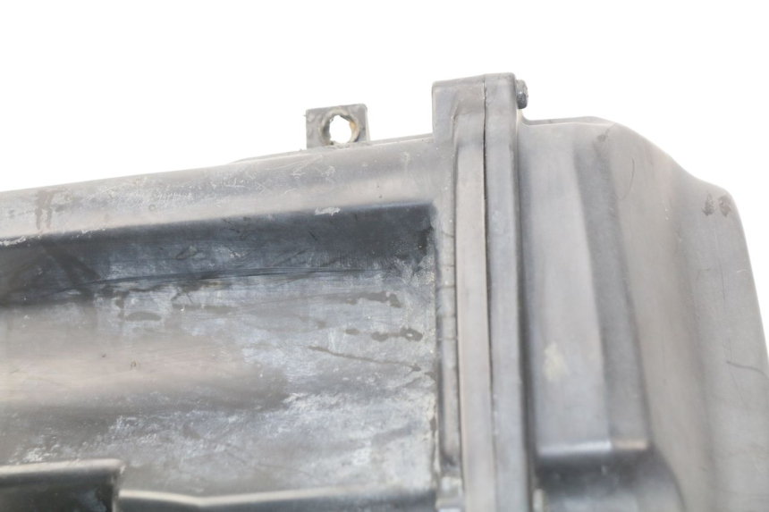 photo de LUCHTFILTERDOOS MBK OVETTO 4T 50 (2008 - 2016) - Detail van het onderdeel