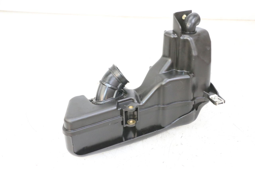 photo de LUCHTFILTERDOOS PIAGGIO FLY 2T 50 (2004 - 2017) - Zoom op gebruiksstaat