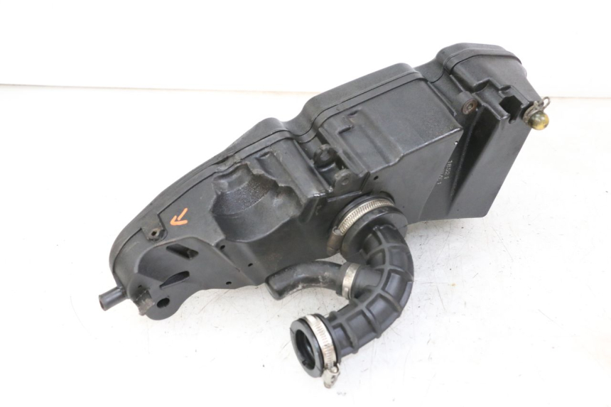 photo de LUCHTFILTERDOOS PIAGGIO LIBERTY IGET 4T 50 (2021 - 2025) - Bevestigingspunten