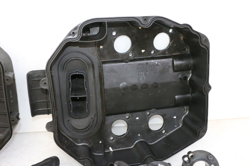 photo de LUCHTFILTERDOOS HONDA ST PAN EUROPEAN 1300 (2002 - 2013) - Gecontroleerd onderdeel