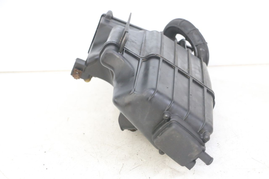 photo de LUCHTFILTERDOOS PIAGGIO SUPER LX 125 (2000 - 2003) - Andere kijkhoek