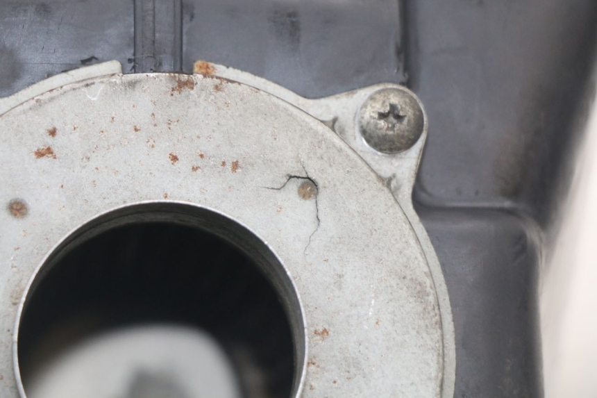 photo de LUCHTFILTERDOOS SUZUKI GS F 500 (2004 - 2007) - Technische close-up