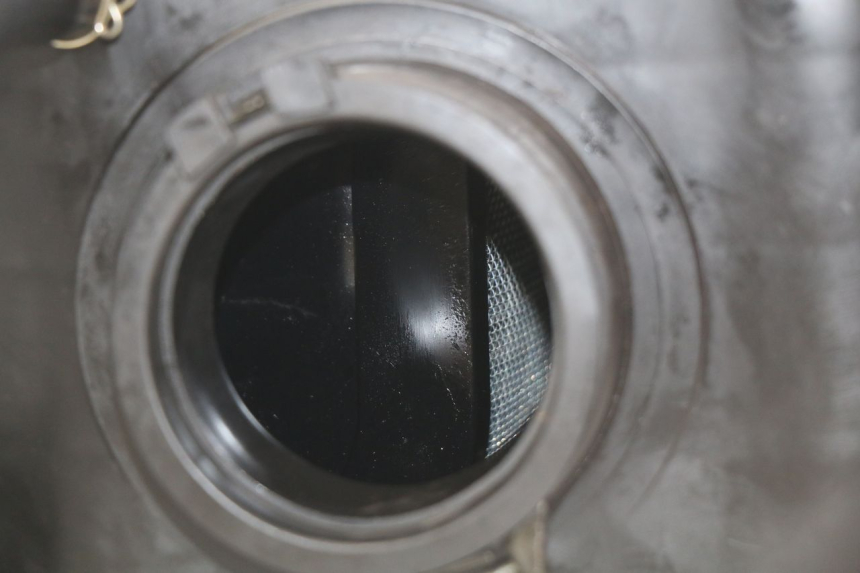 photo de LUCHTFILTERDOOS SUZUKI SV N 650 (1999 - 2002) - Technische close-up