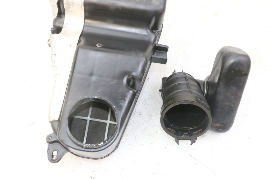 photo de LUCHTFILTERDOOS YAMAHA TDR DELTABOX 125 (1997 - 2003) - Zoom op gebruiksstaat