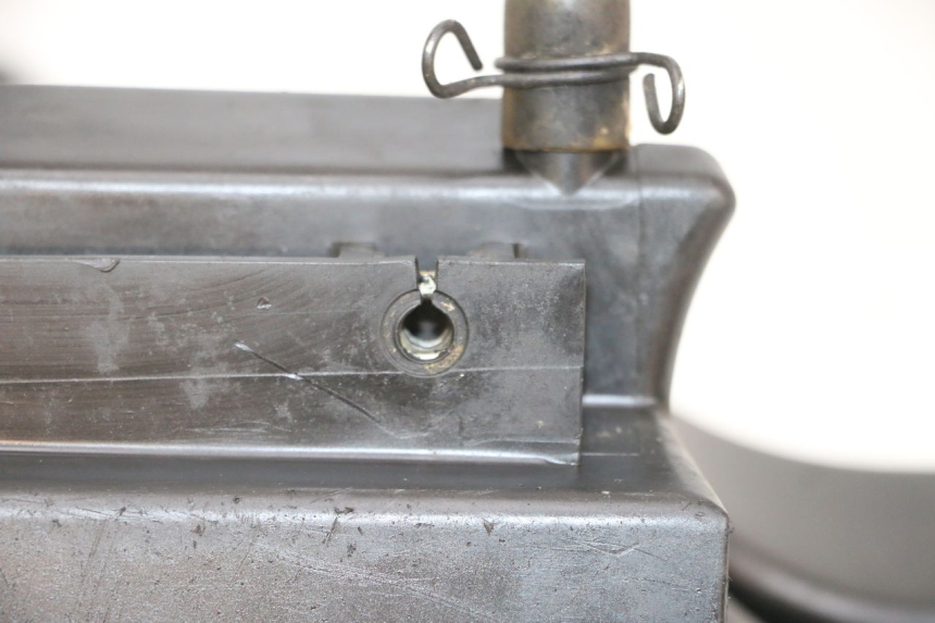 photo de LUCHTFILTERDOOS YAMAHA TTR 125 (2000 - 2020) - Andere kijkhoek