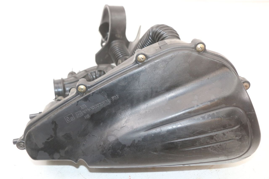 photo de LUCHTFILTERDOOS PEUGEOT TWEET 125 (2018 - 2021) - Detail van het onderdeel