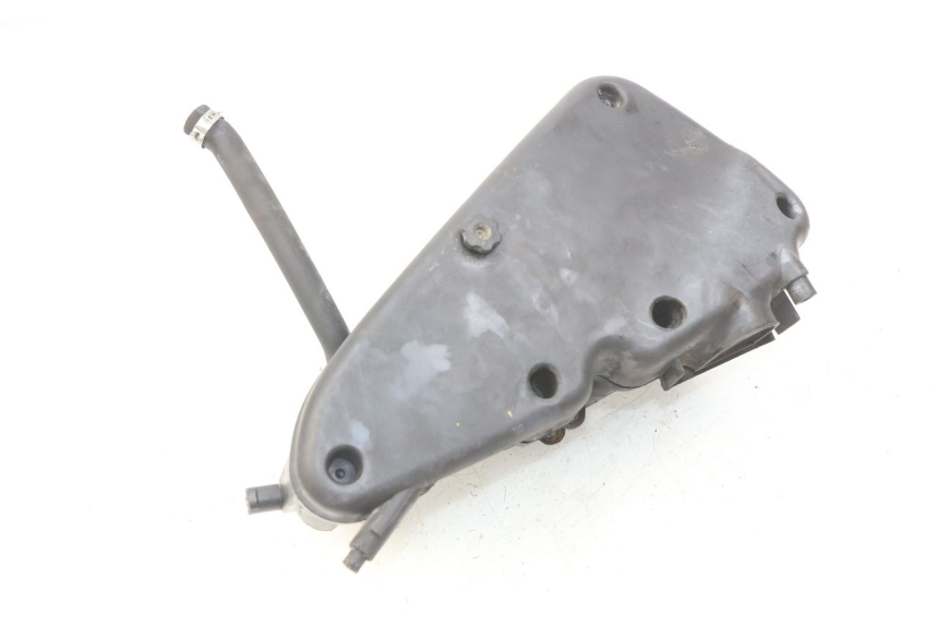 photo de LUCHTFILTERDOOS PIAGGIO VESPA LX 125 (2005 - 2010) - Detail van het onderdeel