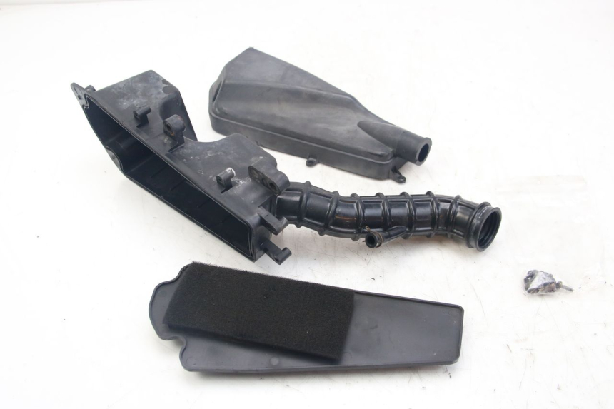 photo de LUCHTFILTERDOOS PEUGEOT VIVACITY NEW 4T 50 (2008 - 2017) - Zoom op gebruiksstaat