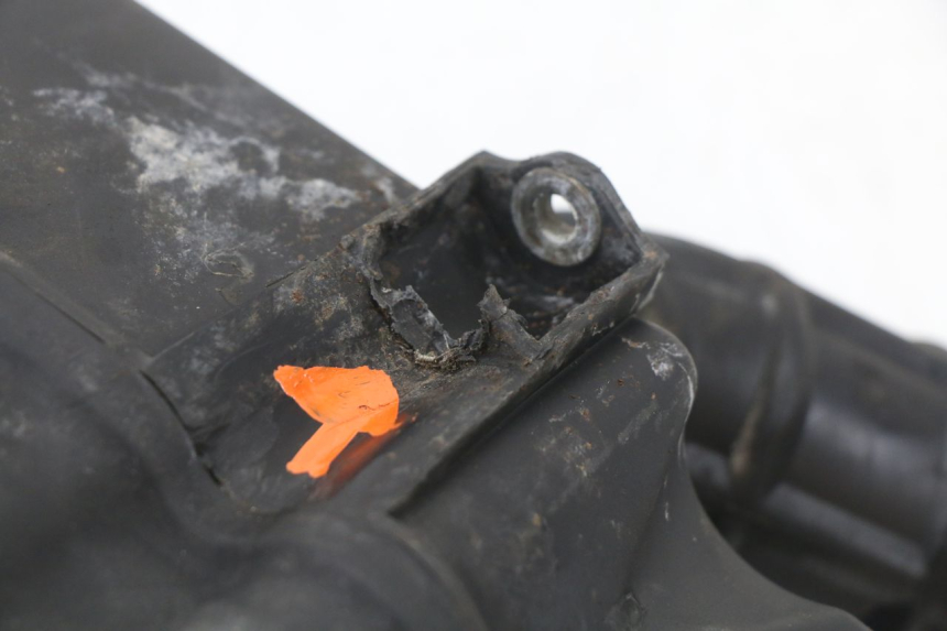 photo de LUCHTFILTERDOOS PIAGGIO X8 125 (2004 - 2007) - Zoom op gebruiksstaat