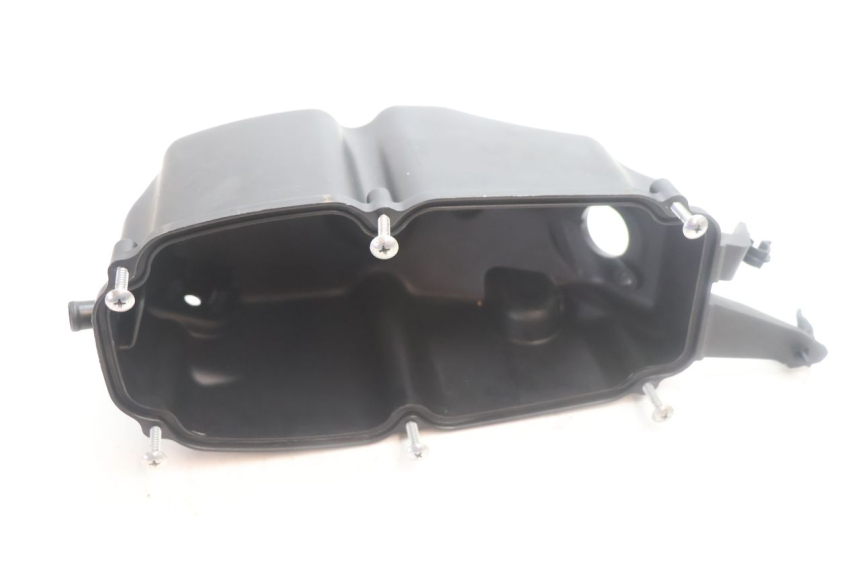 photo de LUCHTKAST HONDA XLV VARADERO 125 (2007 - 2012) - Detail van het onderdeel