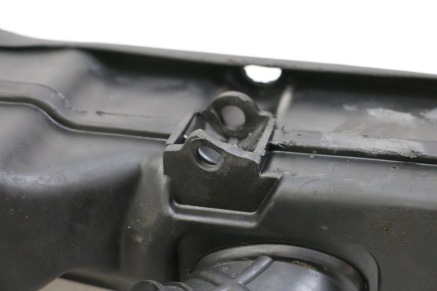 photo de LUCHTFILTERDOOS PIAGGIO ZIP 2T 50 (2009 - 2019) - Zoom op gebruiksstaat