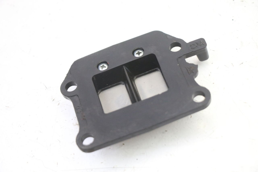 photo de KLEPPENKAST MBK BOOSTER NEXT GENERATION 50 (1995 - 1998) - Andere kijkhoek