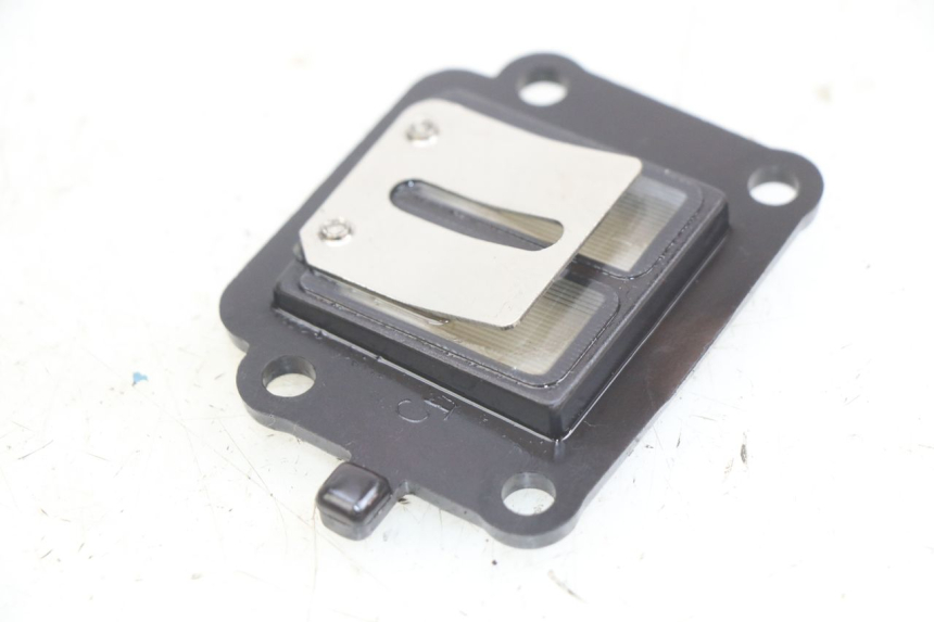 photo de KLEPPENHUIS MBK BOOSTER SPIRIT 50 (2004 - 2017) - Andere kijkhoek