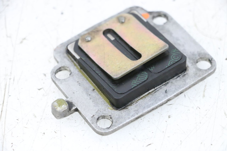 photo de KLEPPENHUIS MBK BOOSTER SPIRIT NAKED 50 (2004 - 2017) - Hoofdaanzicht