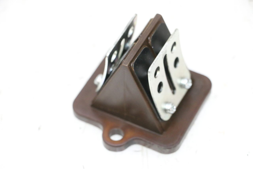 photo de KLEPPENHUIS PEUGEOT KISBEE 2T 50 (2010 - 2017) - Hoofdaanzicht