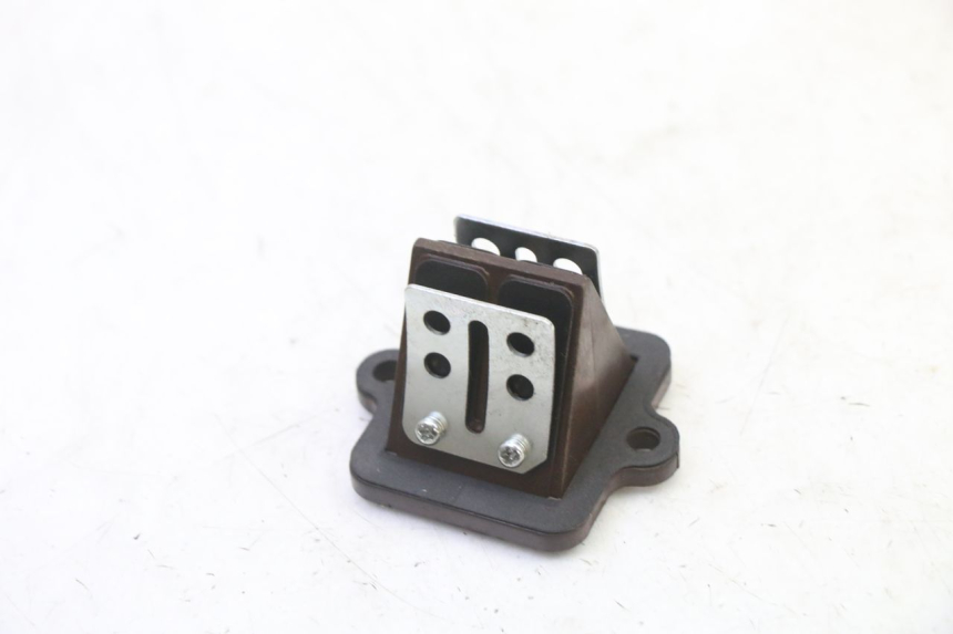 photo de KLEPPENHUIS PEUGEOT STREETZONE I NAKED 2T 50 (2018 - 2020) - Hoofdaanzicht