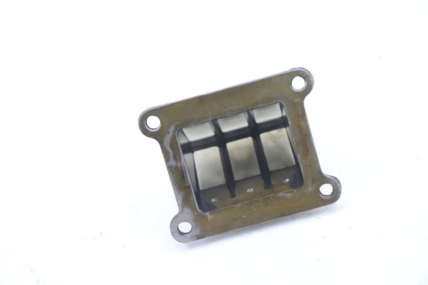 photo de KLEPPENHUIS YAMAHA TDR DELTABOX 125 (1997 - 2003) - Andere kijkhoek