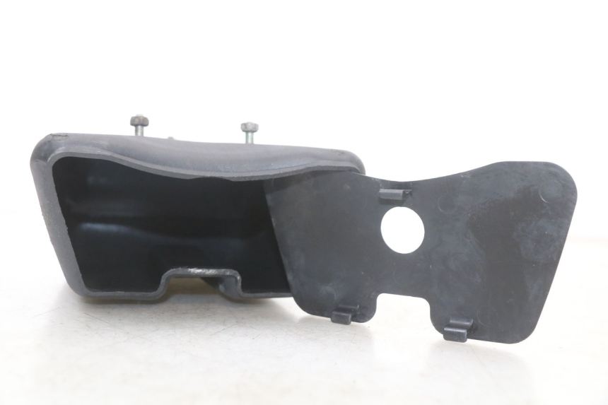 photo de HANDSCHOENENVAKJE SUZUKI GSX E 250 (1982 - 1983) - Detail van het onderdeel