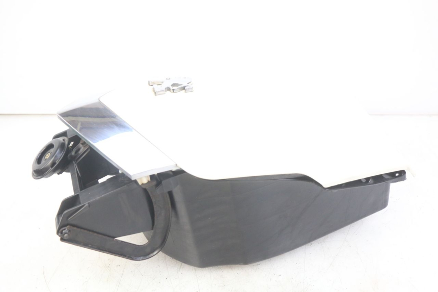 photo de HANDSCHOENENVAKJE PEUGEOT VIVACITY NEW 4T 50 (2008 - 2017) - Staat van het oppervlak