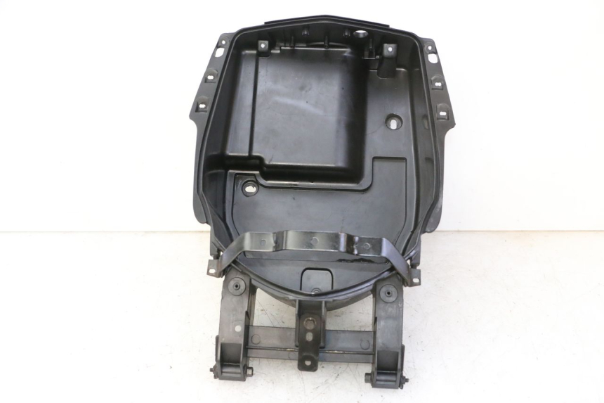 photo de HANDSCHOENENVAKJE PEUGEOT VIVACITY NEW 4T 50 (2008 - 2017) - Bevestigingspunten