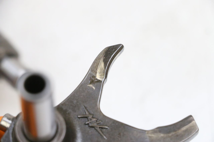 photo de VERSNELLINGSBAK MV AGUSTA BRUTALE R WALLY 910 (2008 - 2008) - Gecontroleerd onderdeel