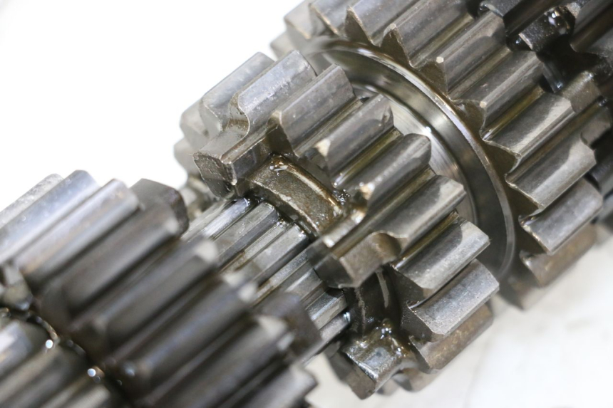 photo de VERSNELLINGSBAK HONDA CBR RR FIREBLADE 900 (1992 - 1994) - Detail van het onderdeel